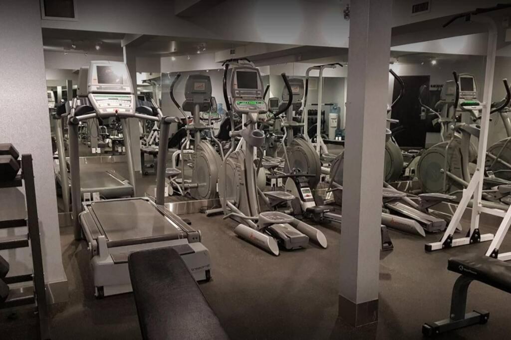 Luxury Two Queen Beds Condo - Grande Rockies Resort Indoor Parking Pool Hot Tub Gym Canmore Bagian luar foto