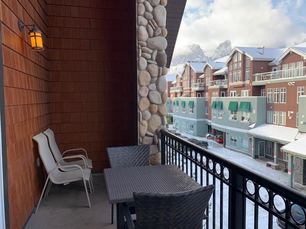 Luxury Two Queen Beds Condo - Grande Rockies Resort Indoor Parking Pool Hot Tub Gym Canmore Bagian luar foto
