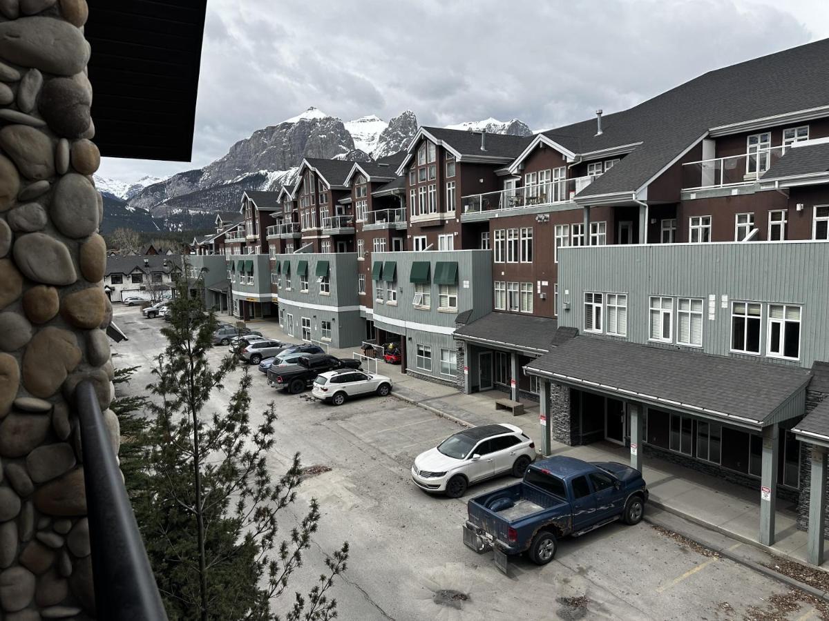 Luxury Two Queen Beds Condo - Grande Rockies Resort Indoor Parking Pool Hot Tub Gym Canmore Bagian luar foto