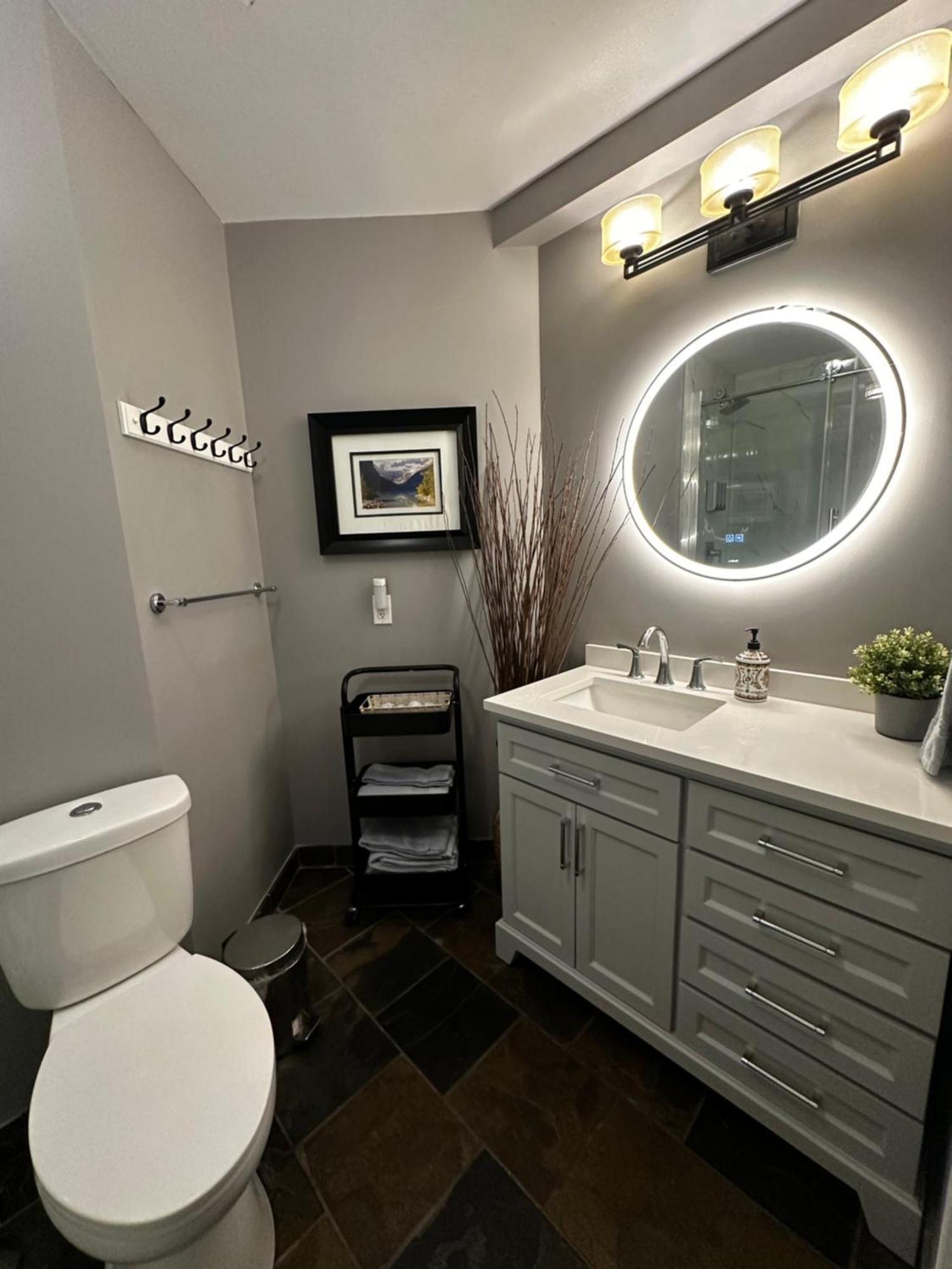 Luxury Two Queen Beds Condo - Grande Rockies Resort Indoor Parking Pool Hot Tub Gym Canmore Bagian luar foto